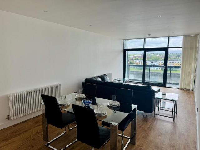 2 bedroom apartment to rent