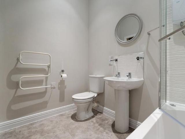 2 bedroom apartment to rent
