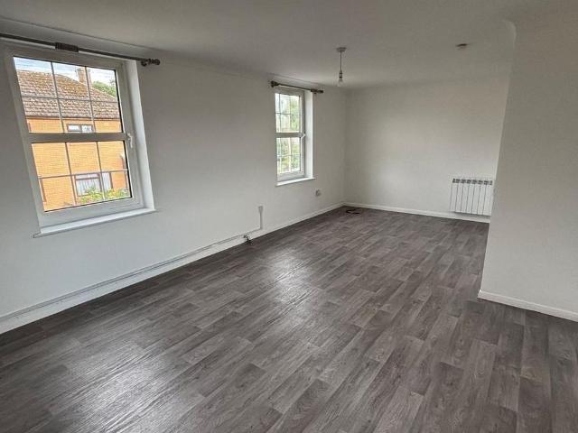 2 bedroom apartment to rent