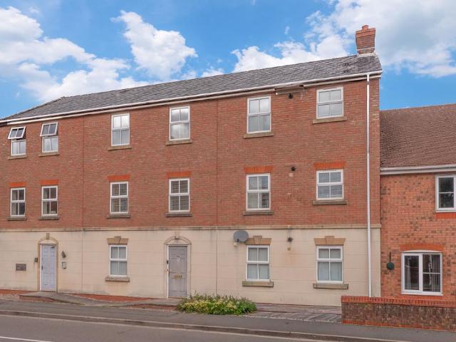2 bedroom apartment to rent