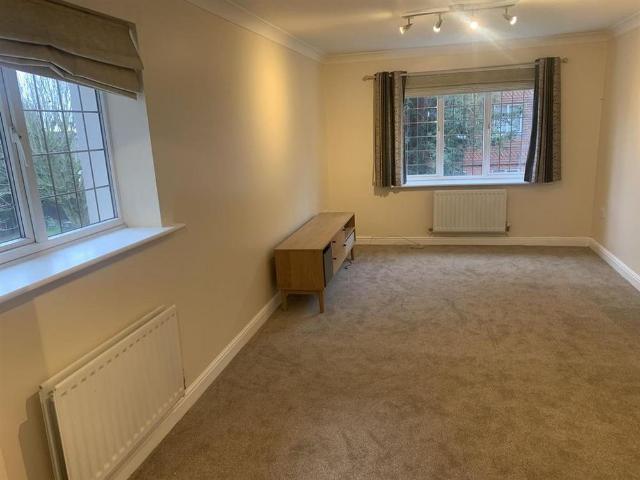 2 bedroom apartment to rent