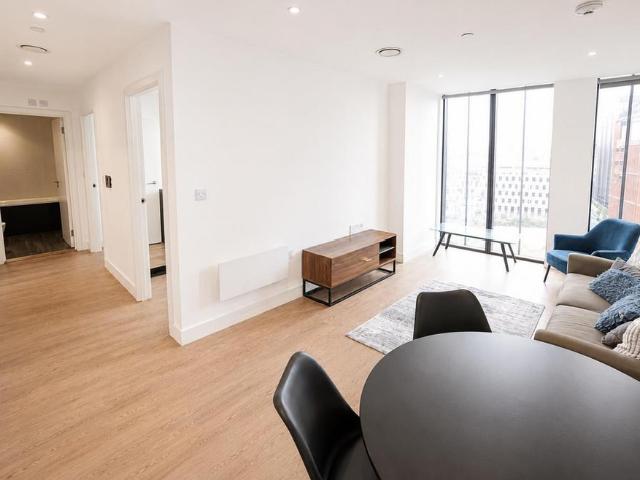 2 bedroom apartment to rent