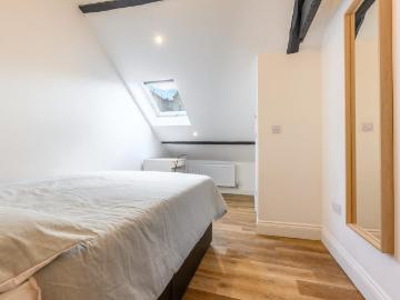 2 bedroom apartment to rent