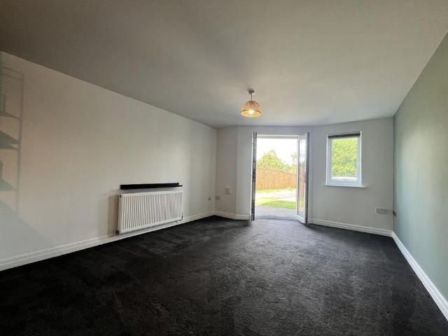 2 bedroom apartment to rent
