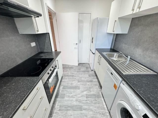2 bedroom apartment to rent