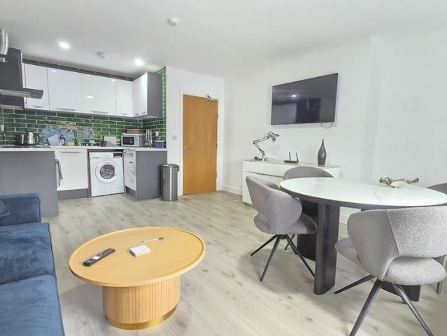 2 bedroom apartment to rent