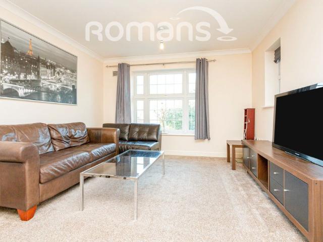 2 bedroom apartment to rent