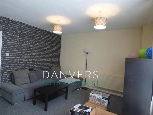 2 bedroom apartment to rent