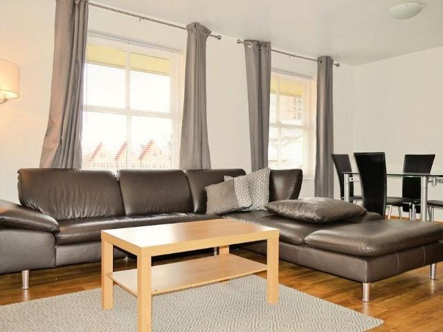 2 bedroom apartment to rent