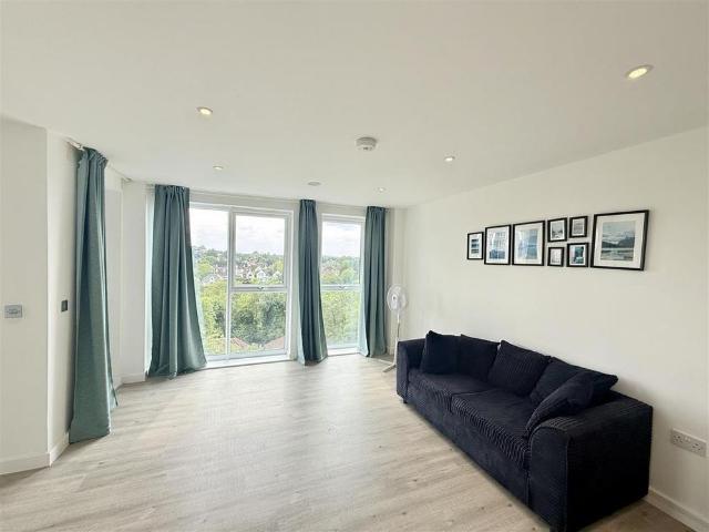 2 bedroom apartment to rent