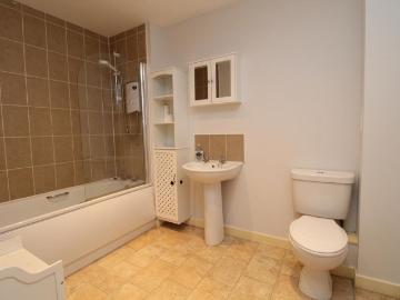 2 bedroom apartment to rent
