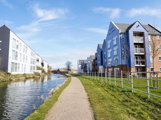 2 bedroom apartment to rent