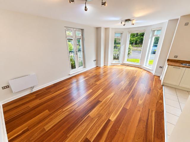 2 bedroom apartment to rent
