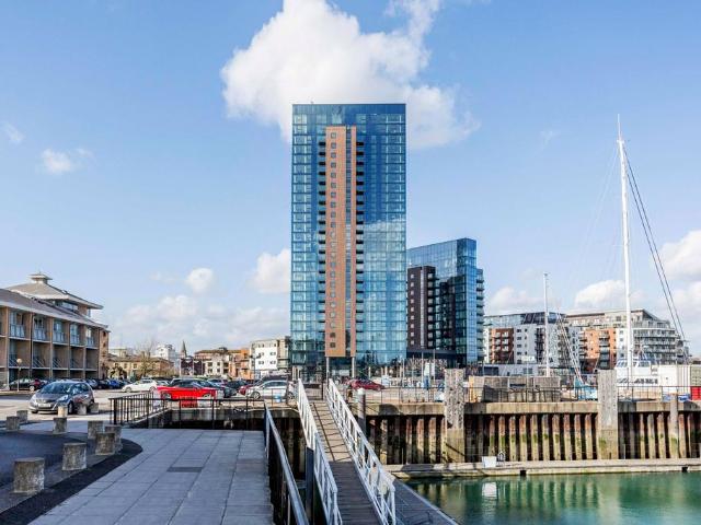 2 bedroom apartment to rent