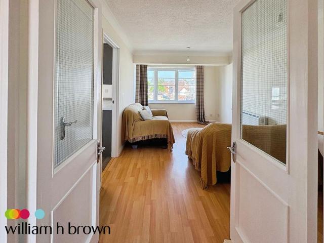 2 bedroom apartment to rent