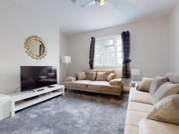 2 bedroom apartment to rent