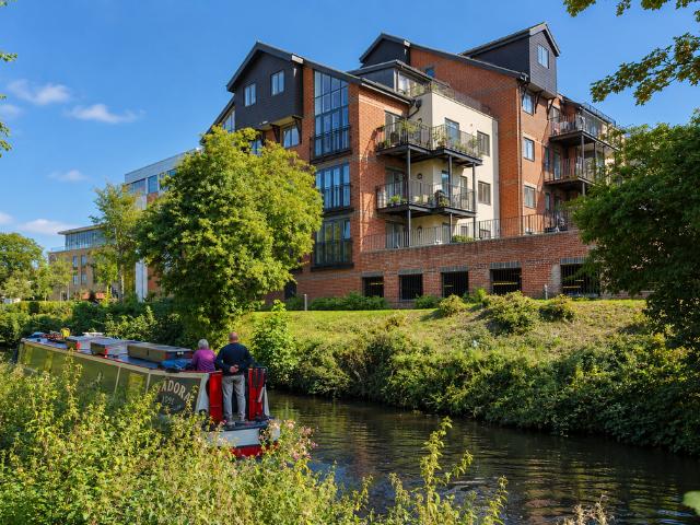 2 bedroom apartment to rent