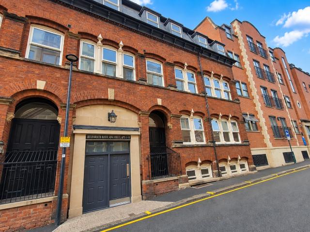 2 bedroom apartment to rent