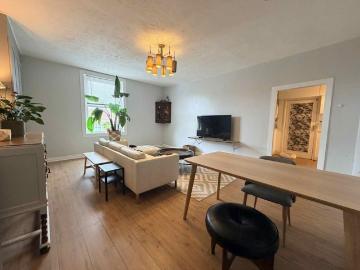 2 bedroom apartment to rent