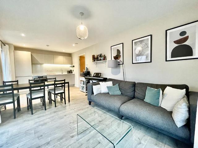 2 bedroom apartment to rent