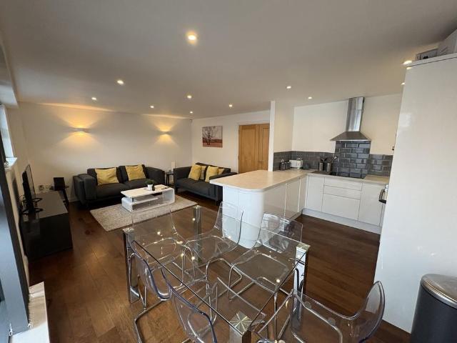 2 bedroom apartment to rent