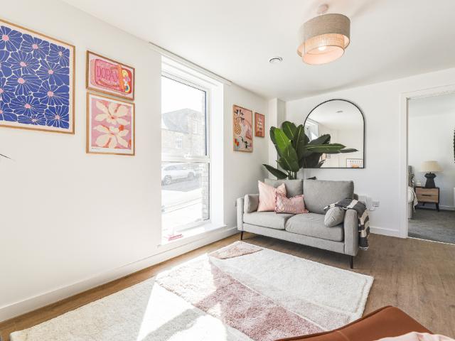 2 bedroom apartment to rent