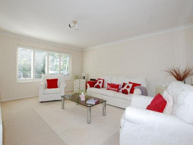 2 bedroom apartment to rent