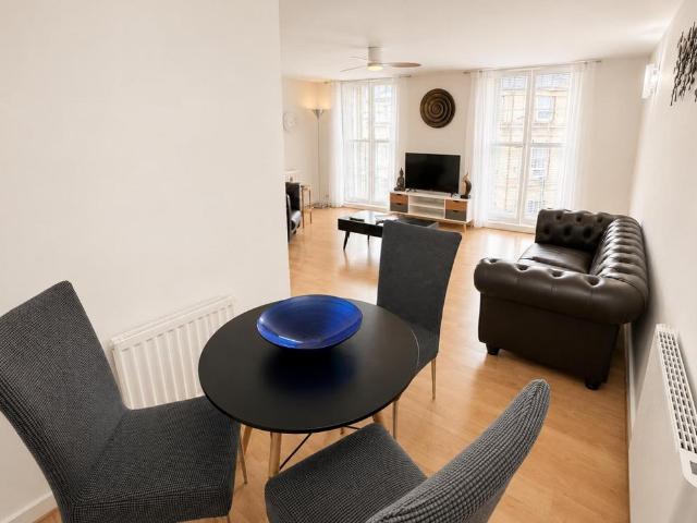 2 bedroom apartment to rent