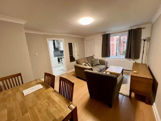 2 bedroom apartment to rent