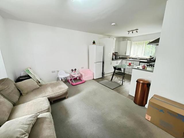 2 bedroom apartment to rent