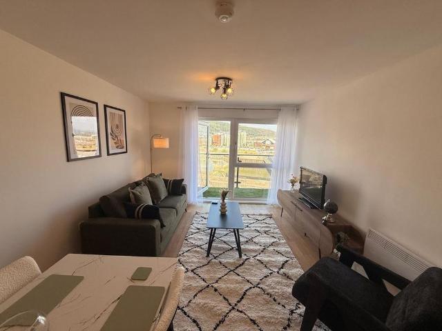 2 bedroom apartment to rent