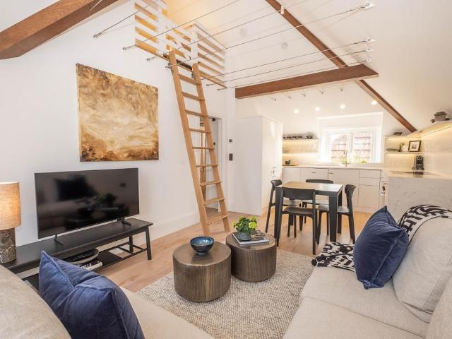 2 bedroom apartment to rent