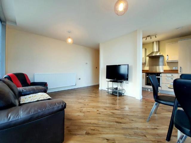 2 bedroom apartment to rent