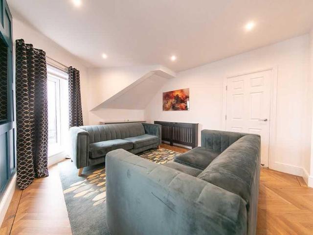 2 bedroom apartment to rent