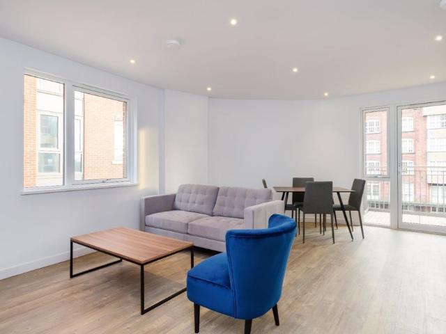 2 bedroom apartment to rent
