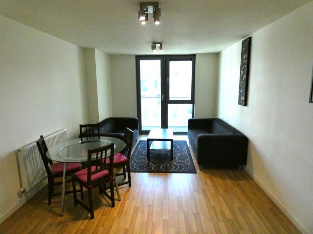 2 bedroom apartment to rent