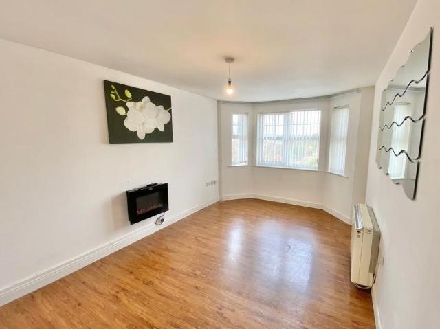 2 bedroom apartment to rent