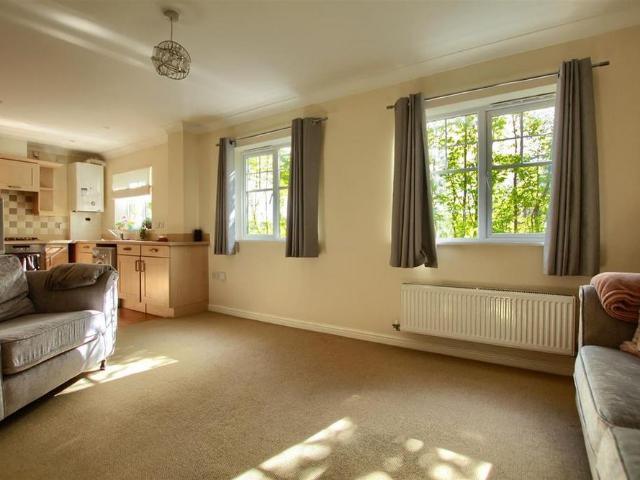 2 bedroom apartment to rent