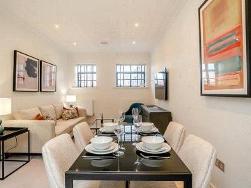 Wendell Park, London, Greater London - Equipped kitchen