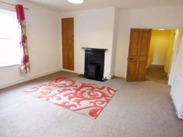 2 bedroom apartment to rent