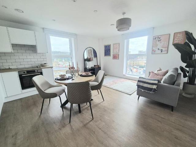 2 bedroom apartment to rent