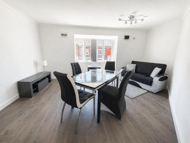 2 bedroom apartment to rent