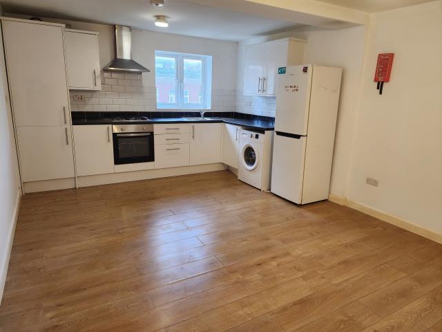 2 bedroom flat to rent