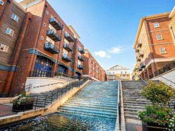 Dickens Heath, Solihull, West Midlands, Midlands