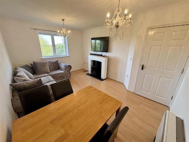2 bedroom apartment to rent