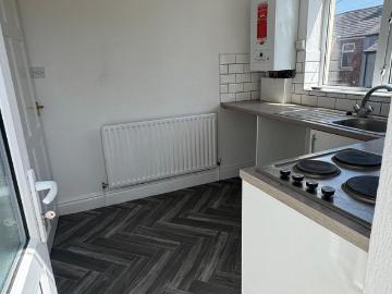 2 bedroom apartment to rent