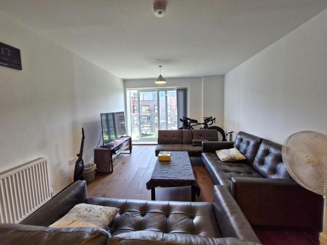 2 bedroom apartment to rent