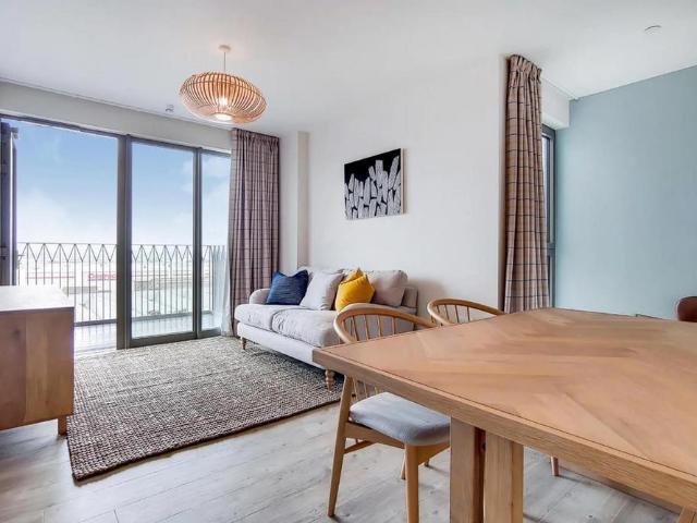 2 bedroom apartment to rent