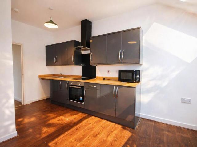 2 bedroom apartment to rent