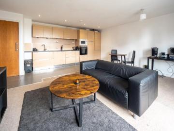 Hornbeam Way M4 Manchester, M4 - Garden